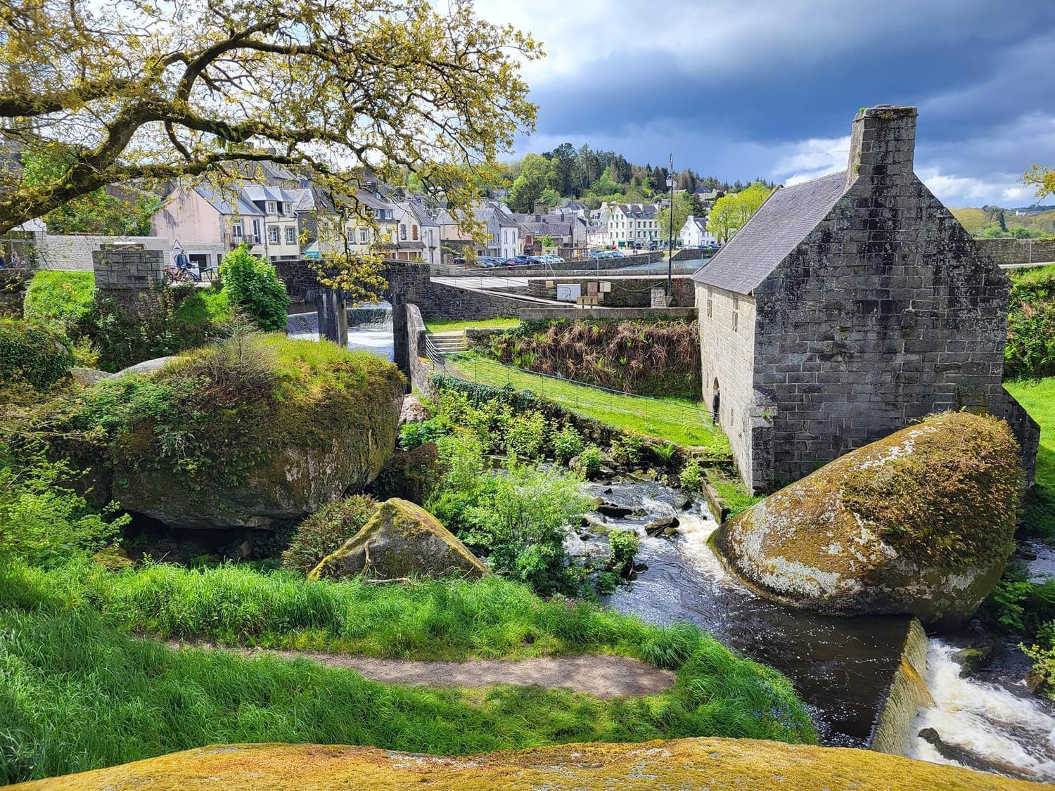 Fontaine Blanche River View, Large Patio & Garden In Central Brittany With Starlink Wifi Treffrin Esterno foto